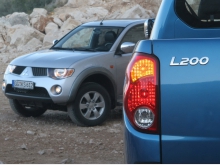 Фото Mitsubishi L200  №15