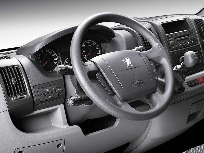 Фото автомобиля Peugeot Boxer Fourgon